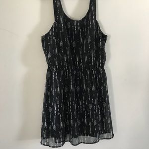 Black dress with Arrow design